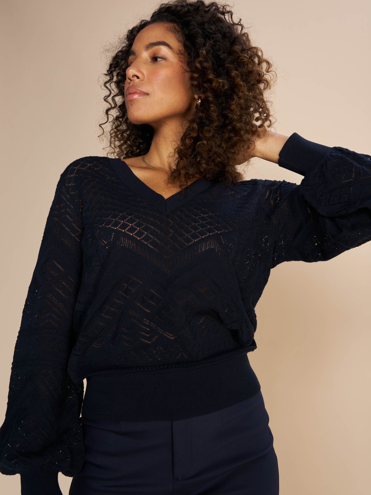 Modelshot / Salute Navy / Detail